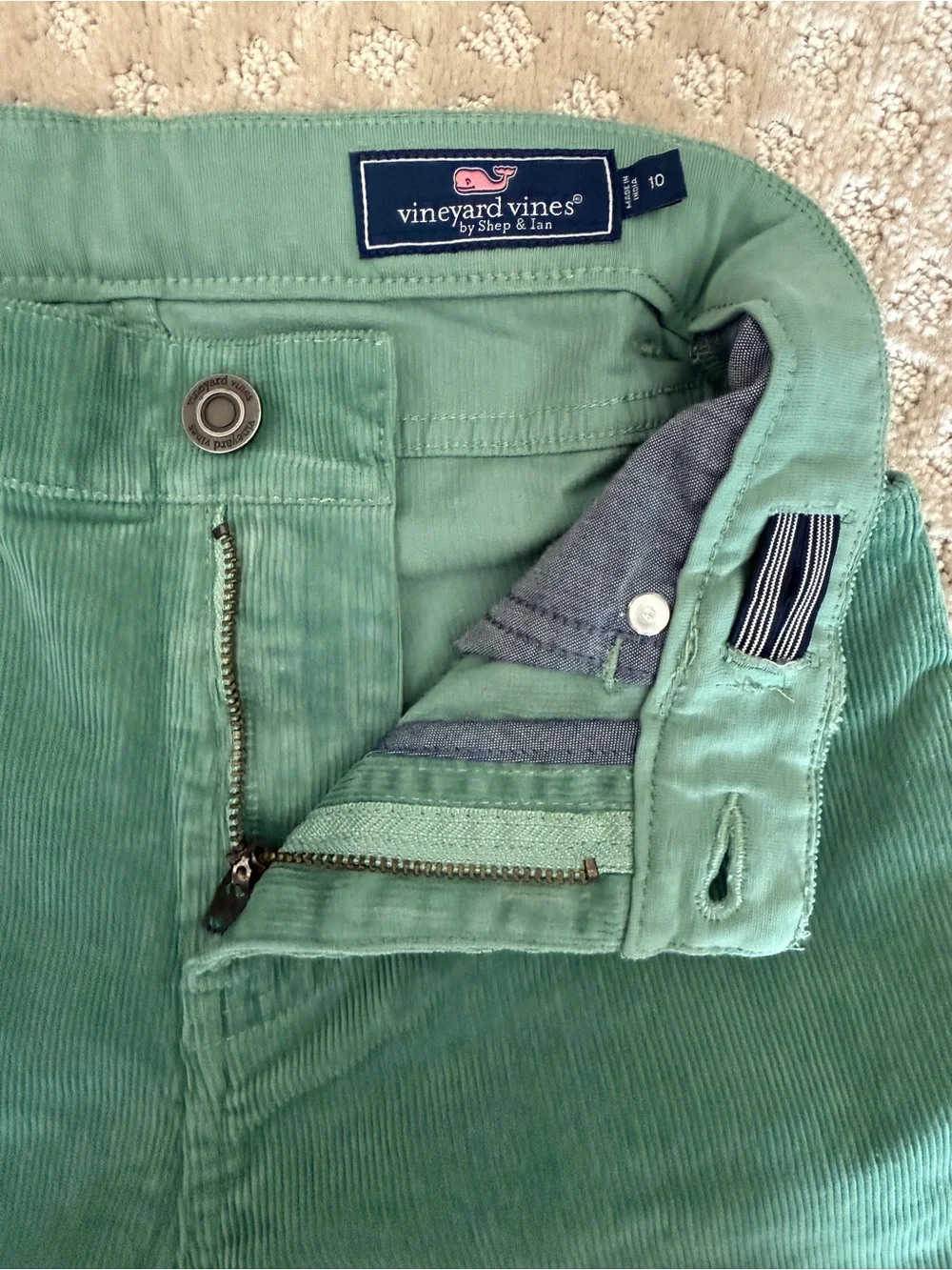 Vineyard Vines classic slim